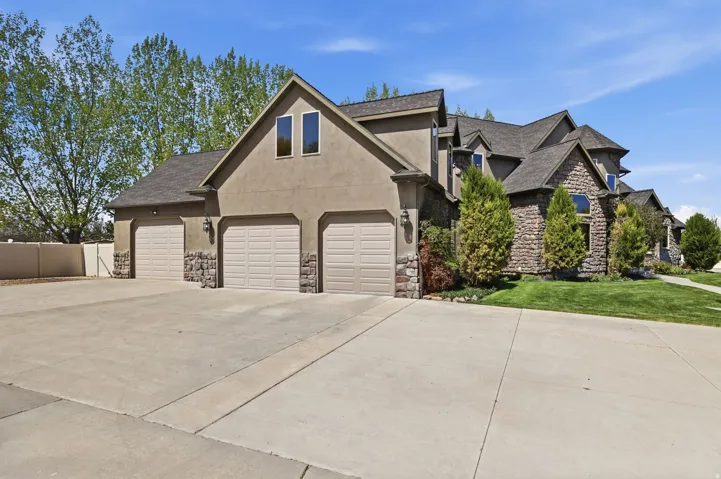486 E 100 N, Tremonton, Utah 84337