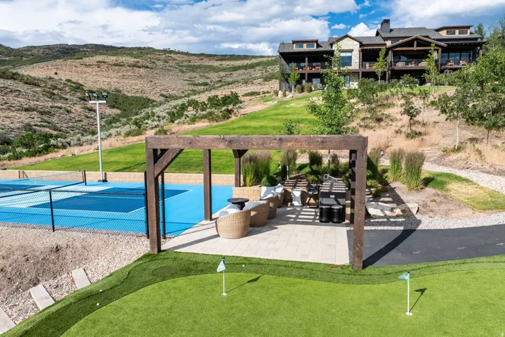 355 N Greener Hills Ln, Heber City, Utah 84032