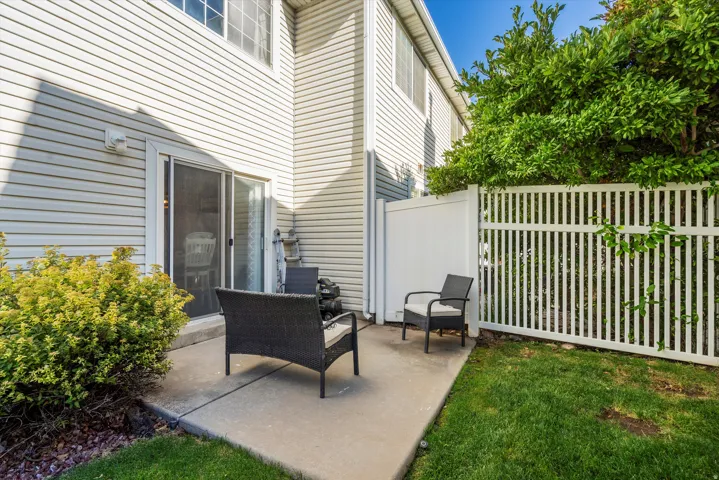 1027 E Sara Ln, Ogden, Utah 84404