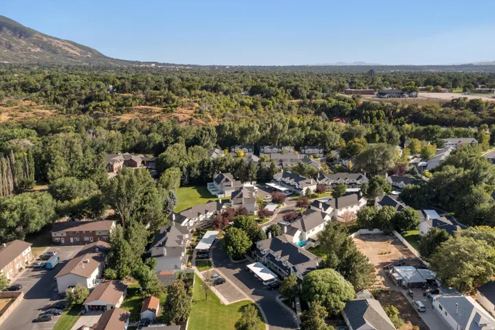 1027 E Sara Ln, Ogden, Utah 84404