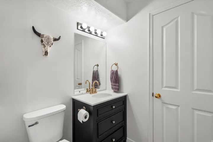 1027 E Sara Ln, Ogden, Utah 84404