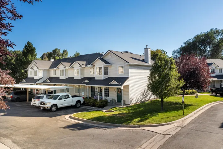 1027 E Sara Ln, Ogden, Utah 84404