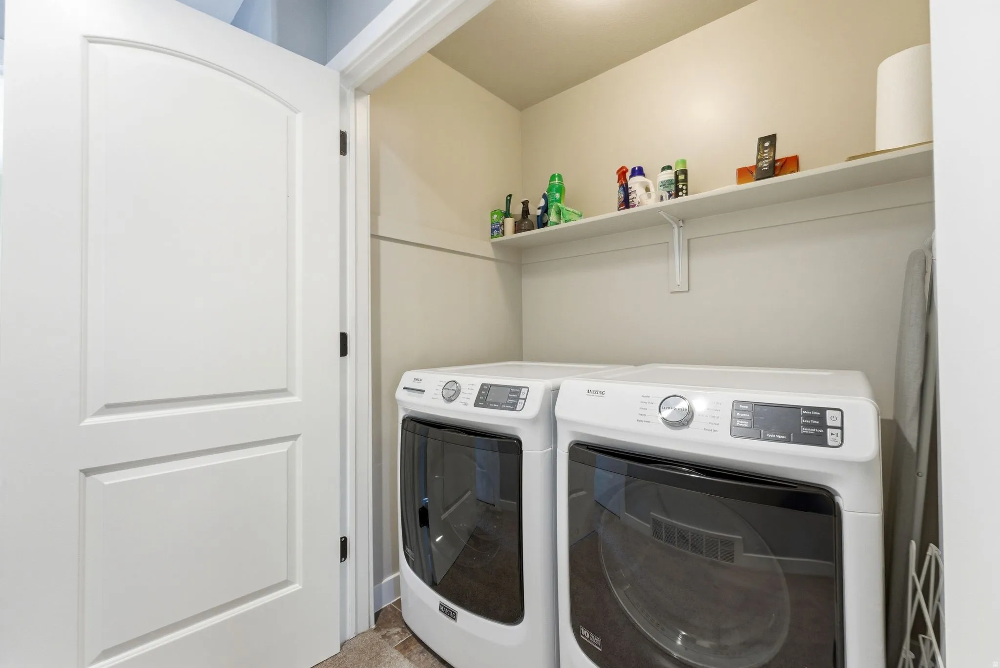 Laundry area with independent washer and dryer