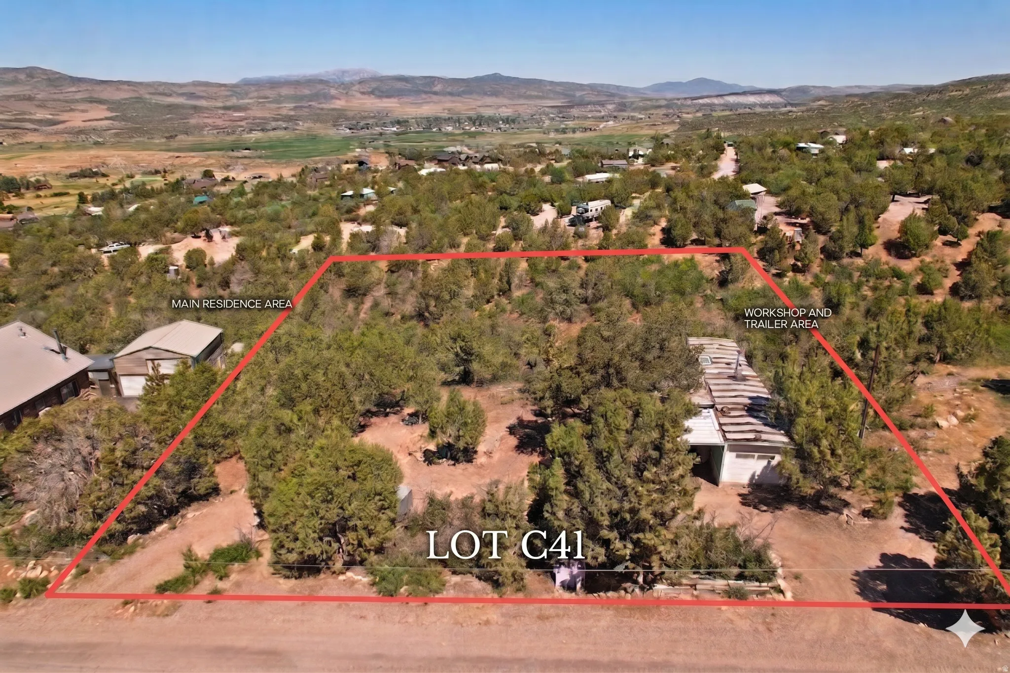 View of property location with mountains and property boundaries highlighted