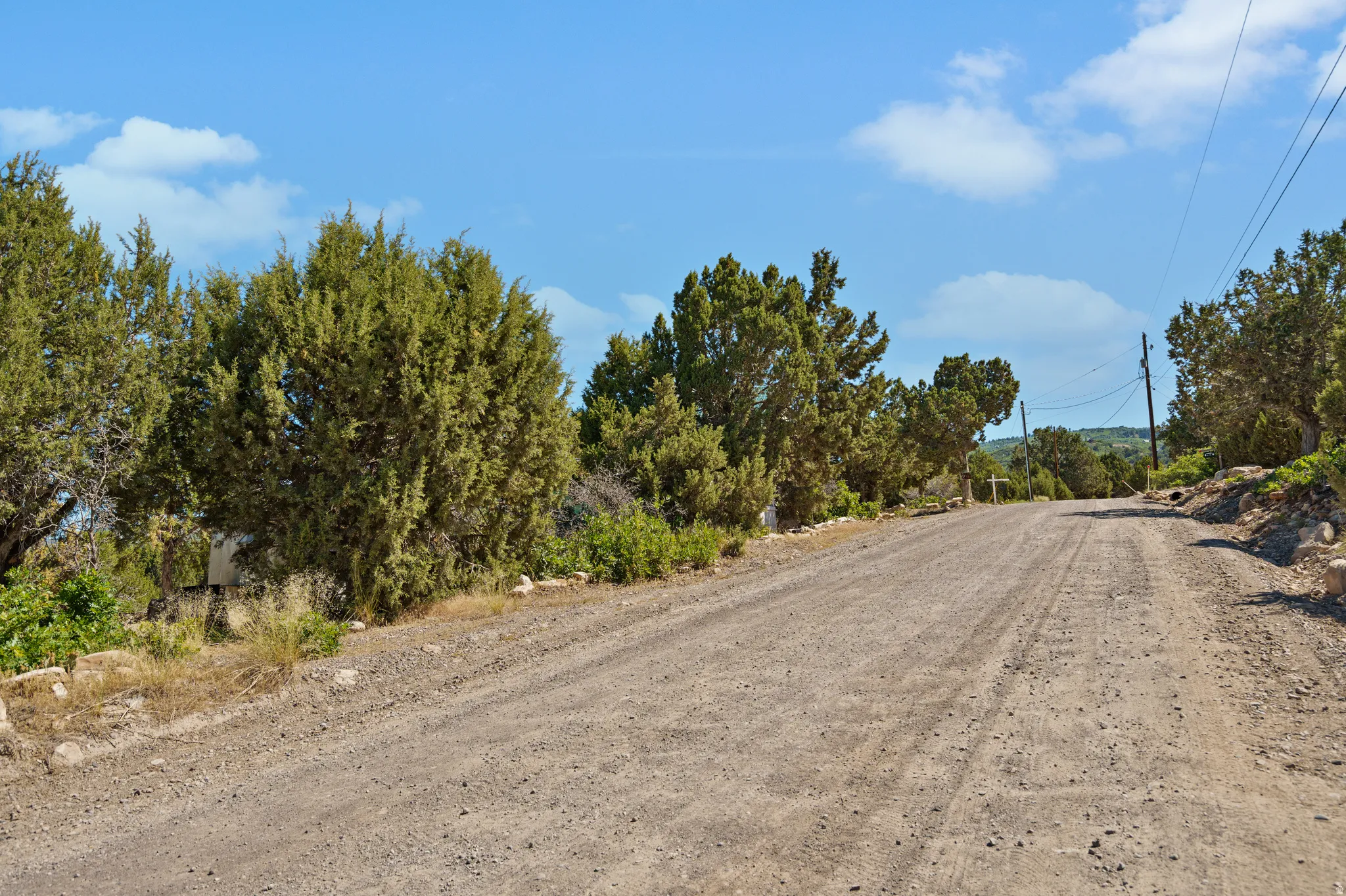 View of dirt / gravel road