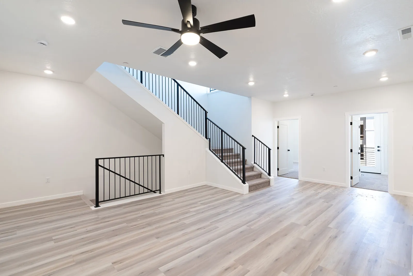 *Photo of a similar unit