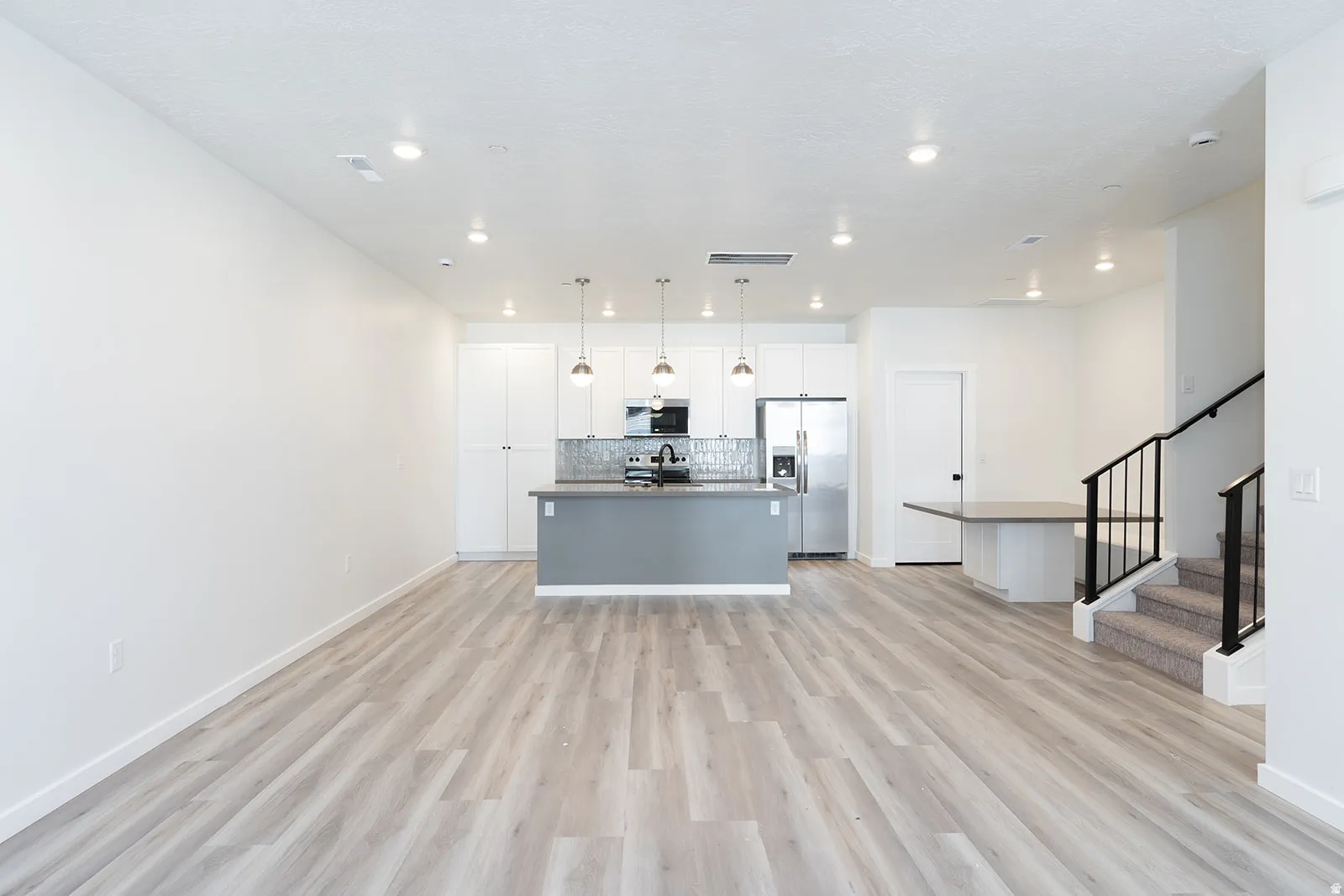 *Photo of a similar unit