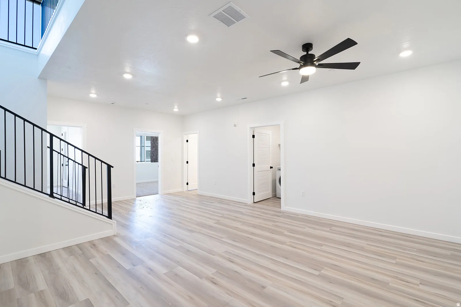 *Photo of a similar unit