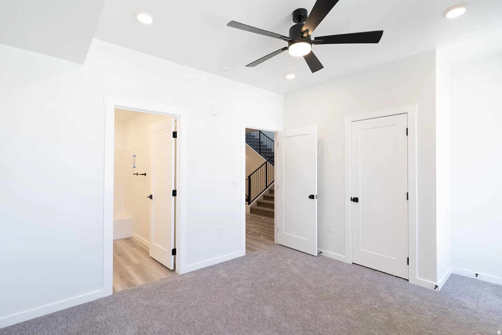 *Photo of a similar unit