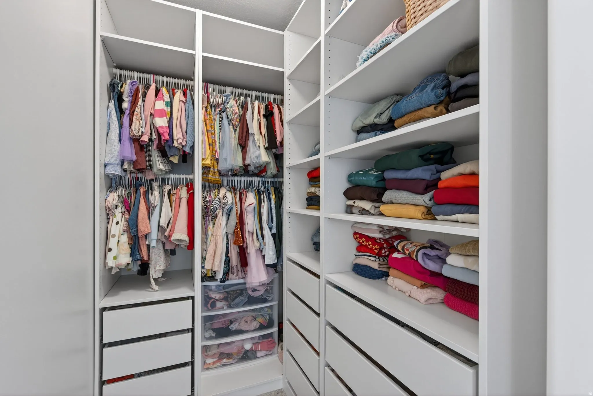 View of walk in closet