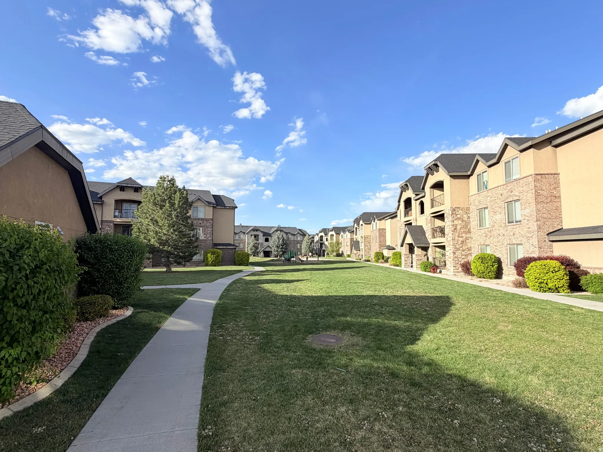 Surrounding community featuring a residential view