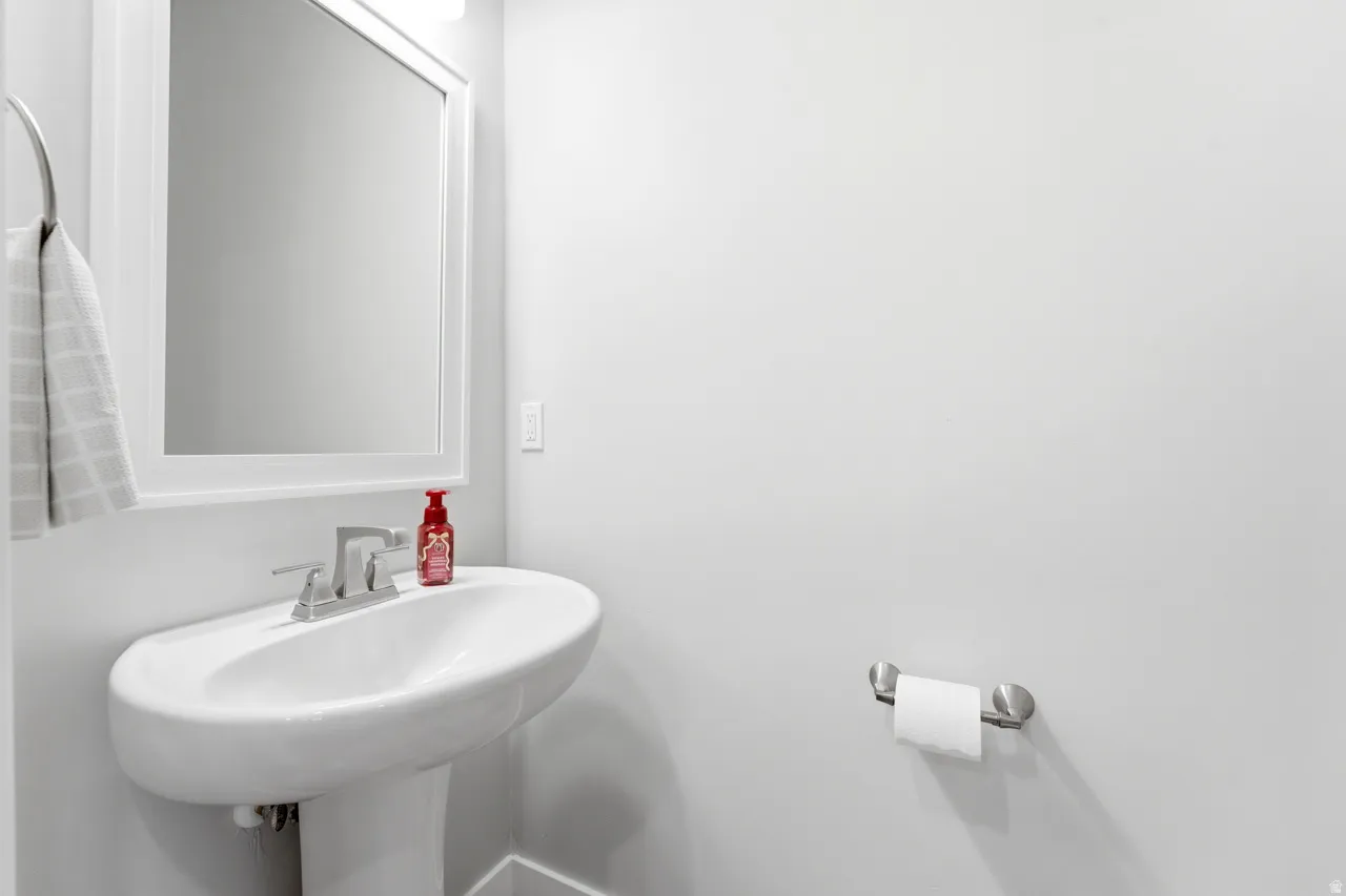 Bathroom featuring a sink