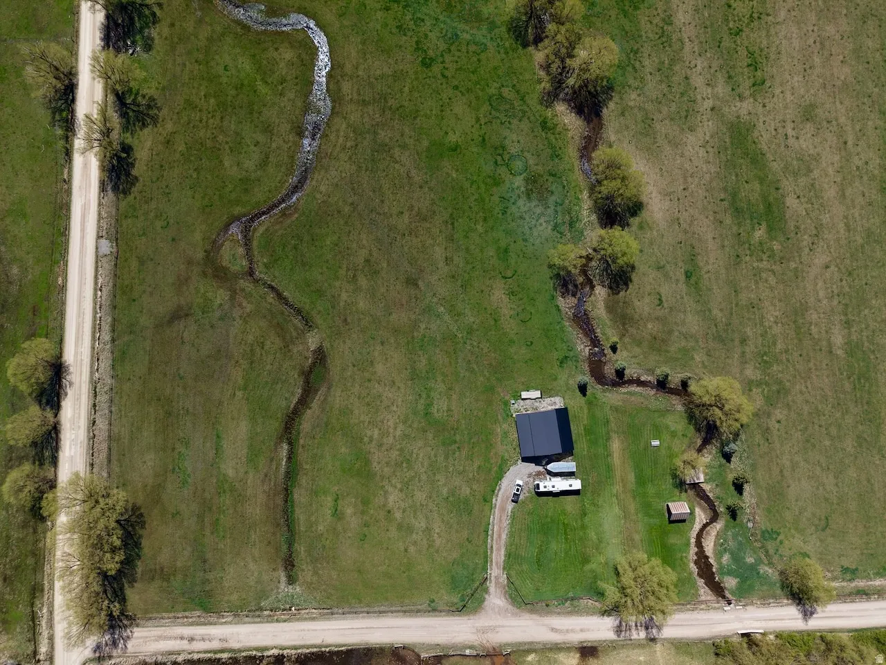 Aerial overview of property's location