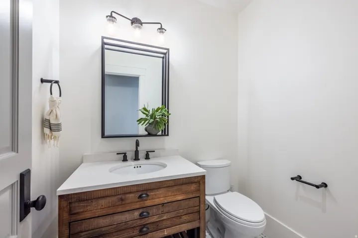 1230 S Eaglenest Dr, Woodland Hills, Utah 84653
