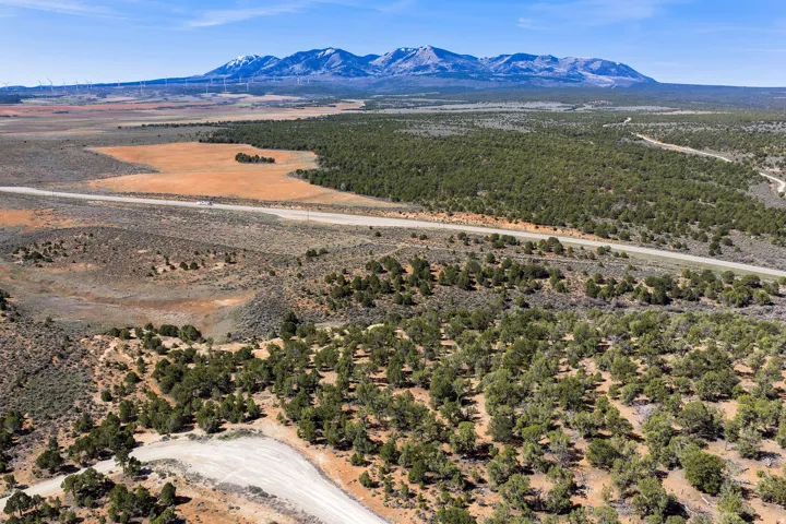 872 S Hideaway Cv, Monticello, Utah 84535