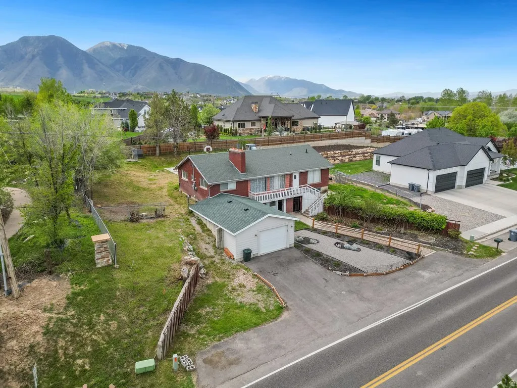 Aerial view of residential area with mountains