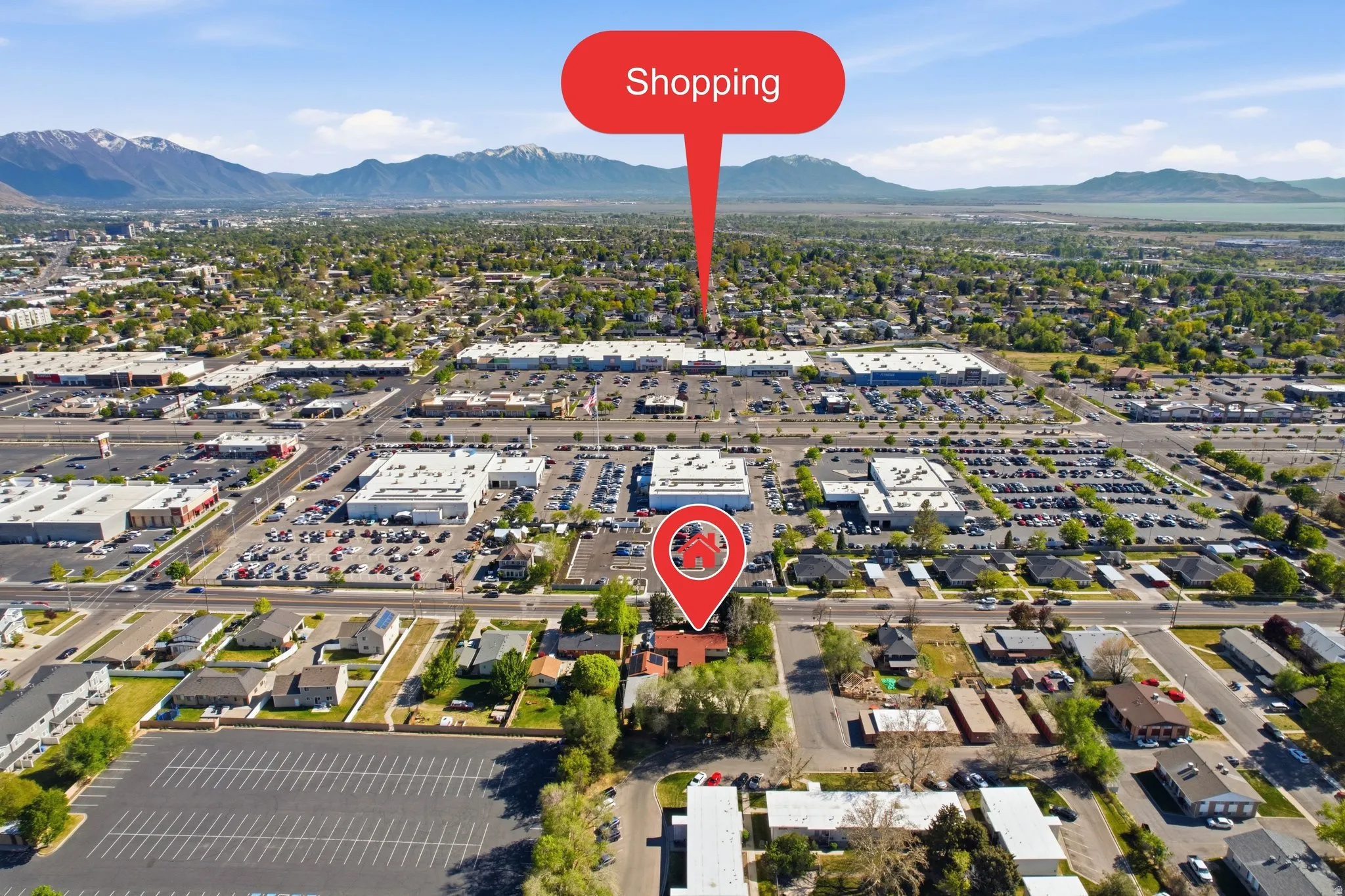 View of property location featuring mountains