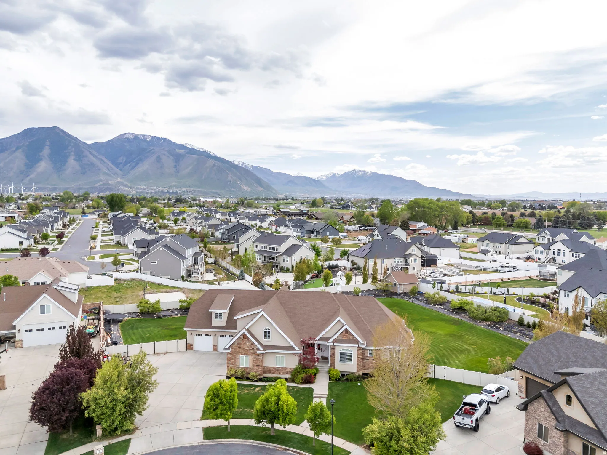 Aerial perspective of suburban area with mountains