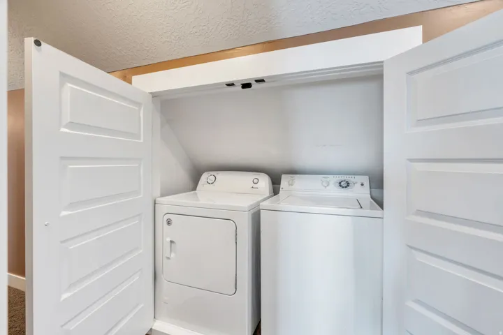 1355 W 1000 S, Mapleton, Utah 84664