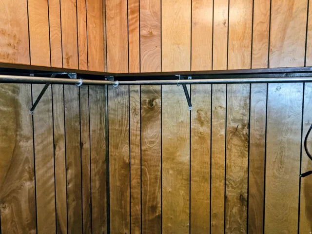 Detailed view of wooden walls