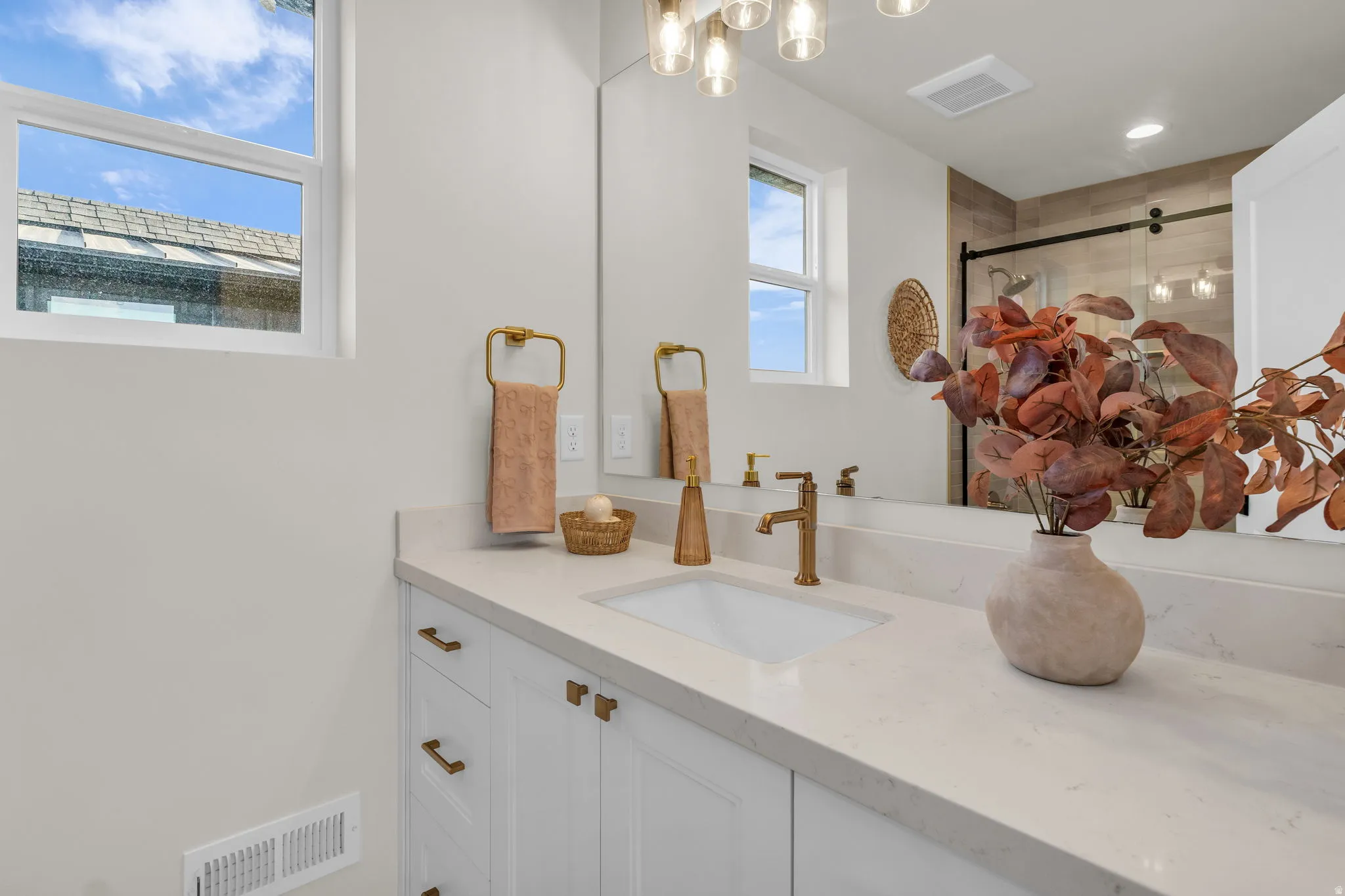 Full bathroom featuring vanity