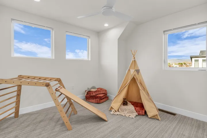 Secondary Bedroom or Rec Room - Loft