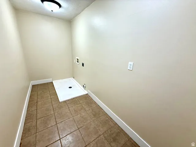 Basement laundry room