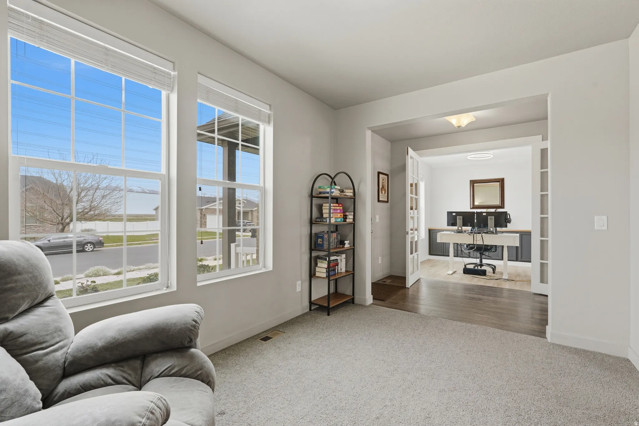 Flex space with natural light and entry
