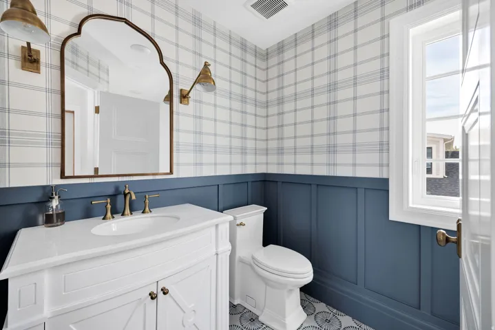 Bonus space 3/4 bathroom