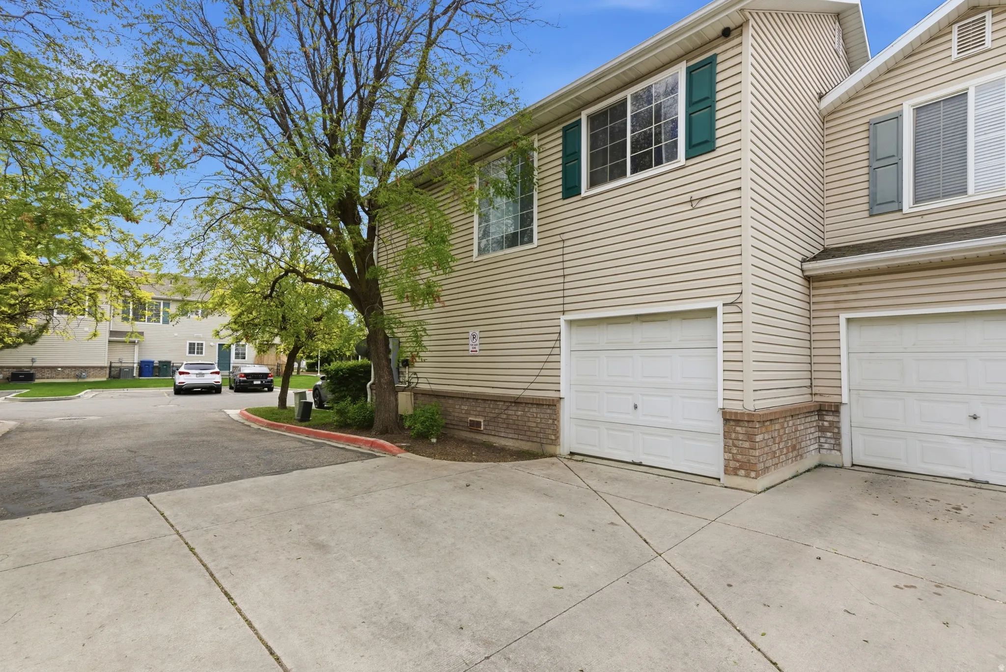 Single car garage