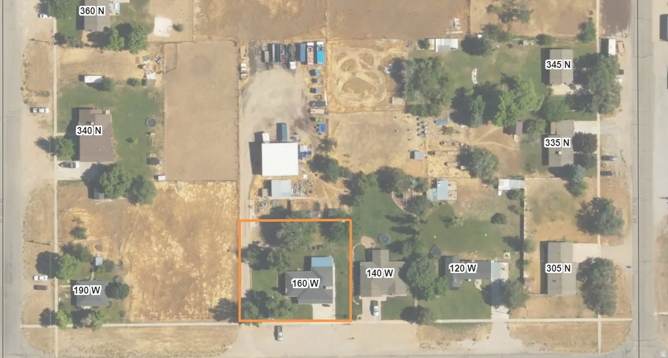 APPROX- Map of property location with property parcel outlined