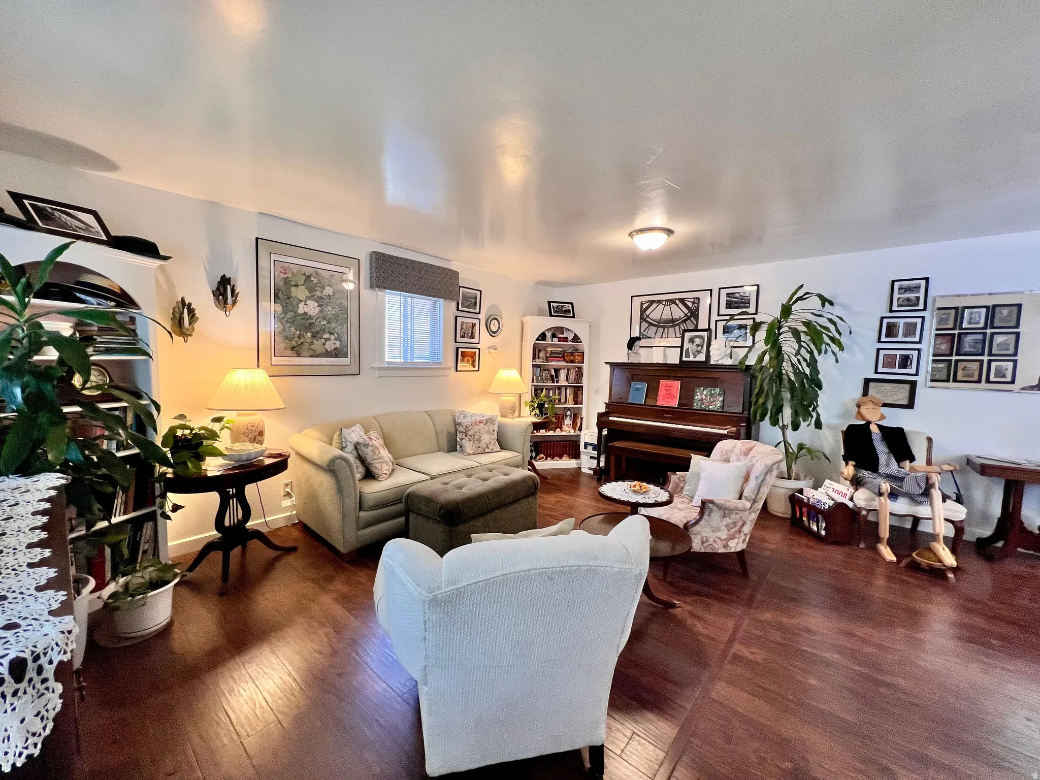 Living room with dark wood-style floors