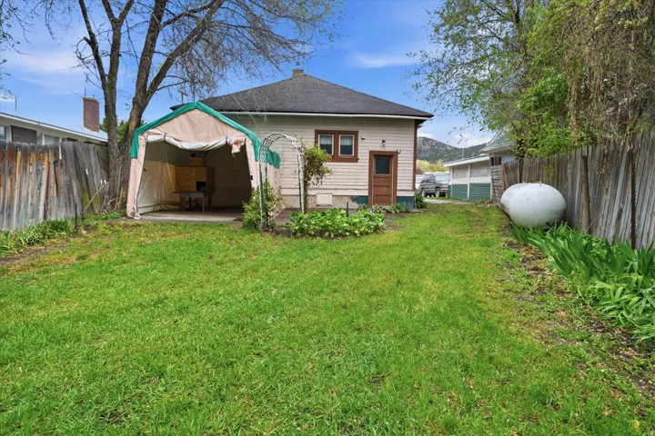 137 Bannock St, Malad City, Idaho 83252