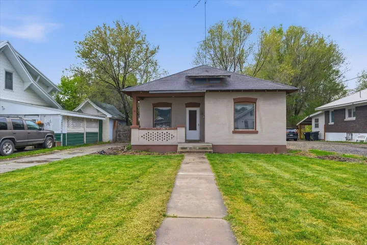 137 Bannock St, Malad City, Idaho 83252