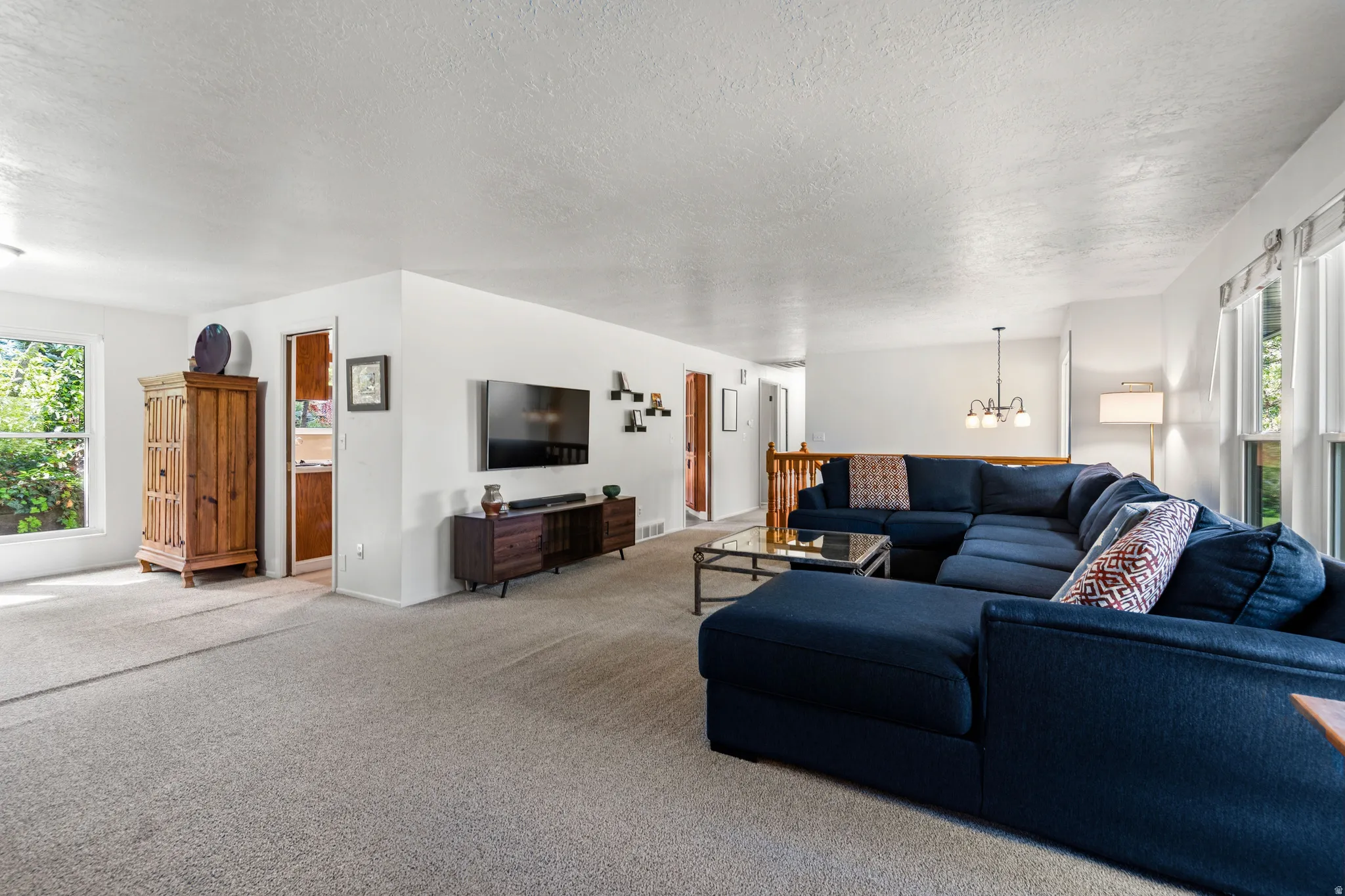 Great flow from family room to kitchen