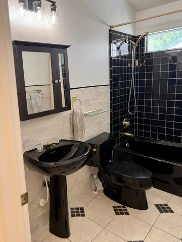 Main hall bathroom