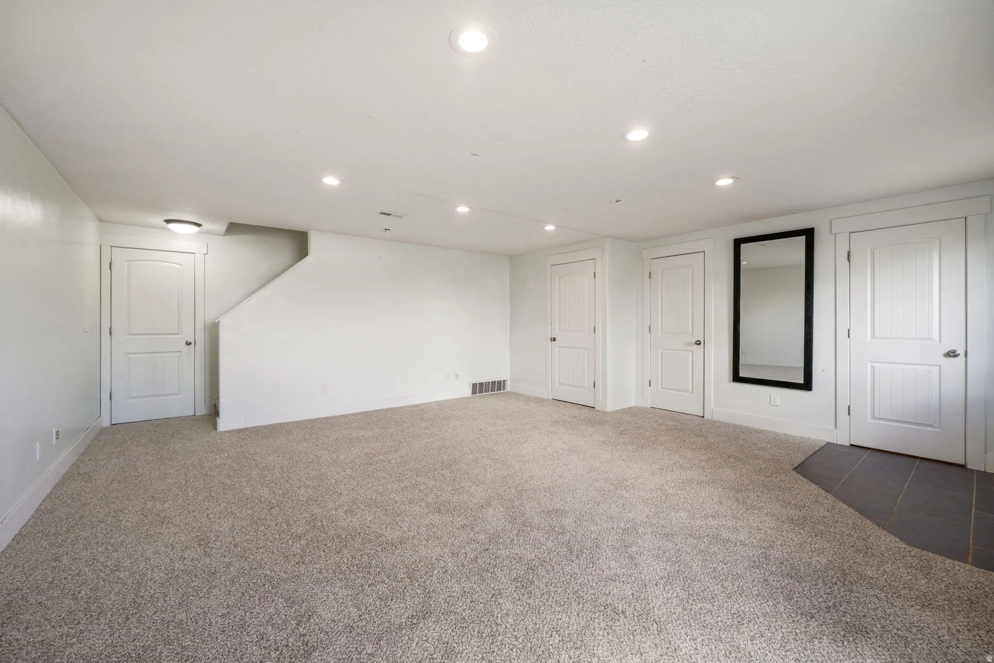 Large flex space for 4th bedroom, family room, office...