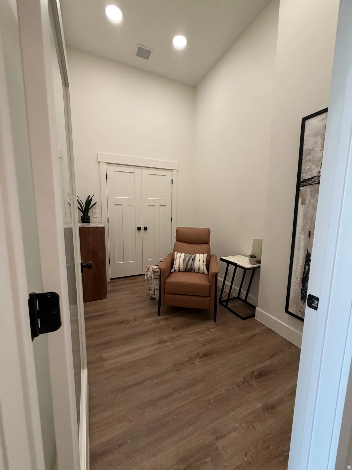 Private office with no windows