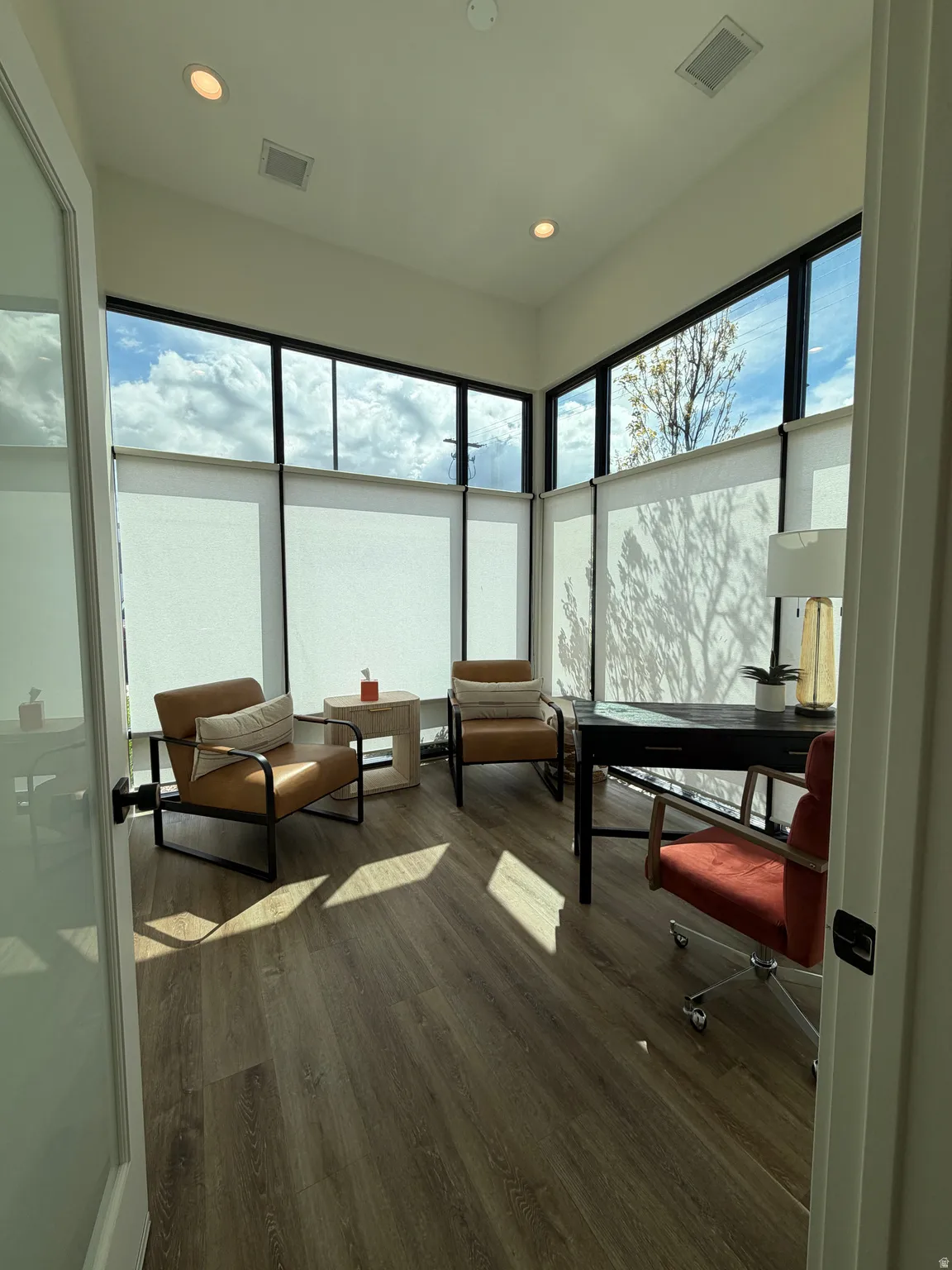 Office area, with lots of natural light and recessed lighting