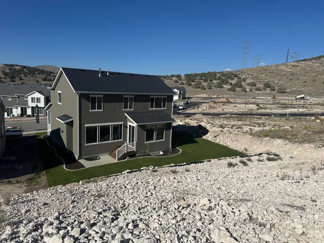 Rear property pin