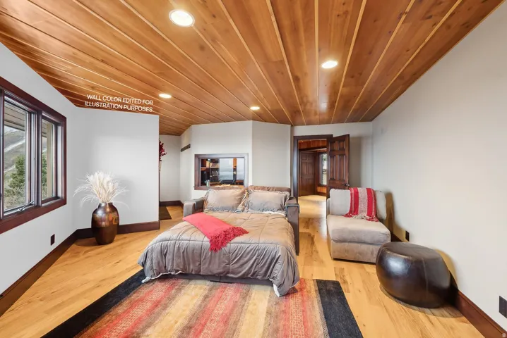 5th bedroom with office window in background.