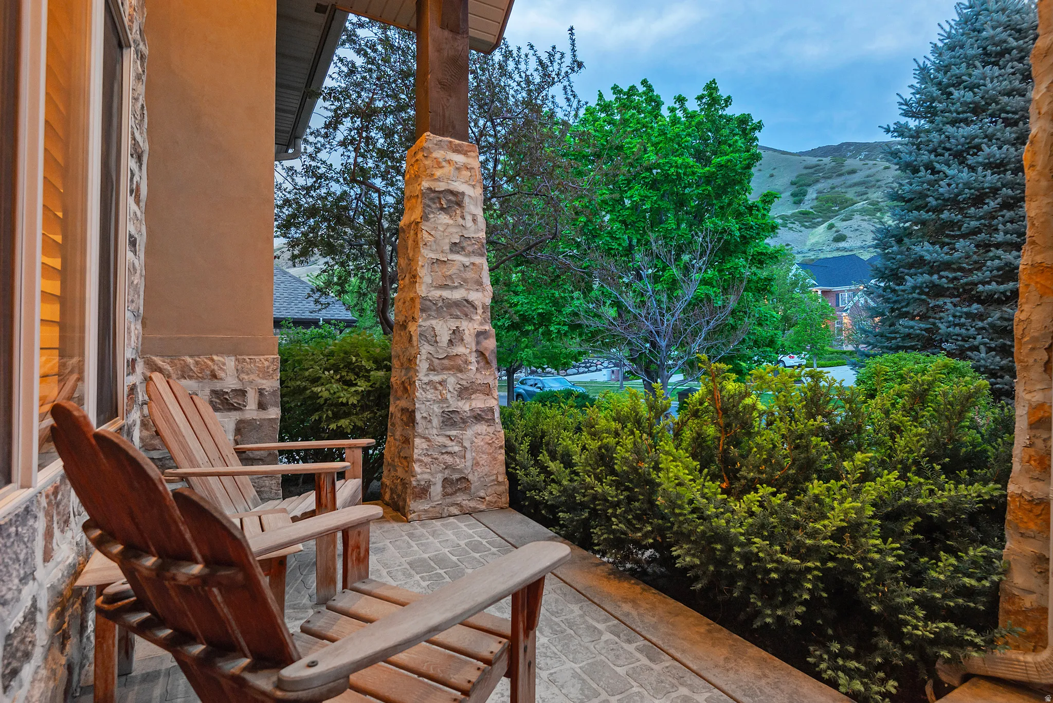 View of patio / terrace featuring a mountain view