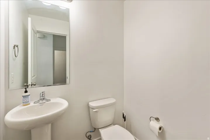 1147 N Haight Creek Loop, Farmington, Utah 84025