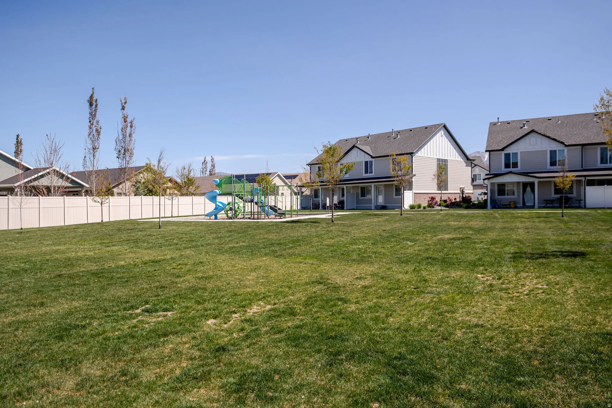 View of yard featuring a residential view and a patio area