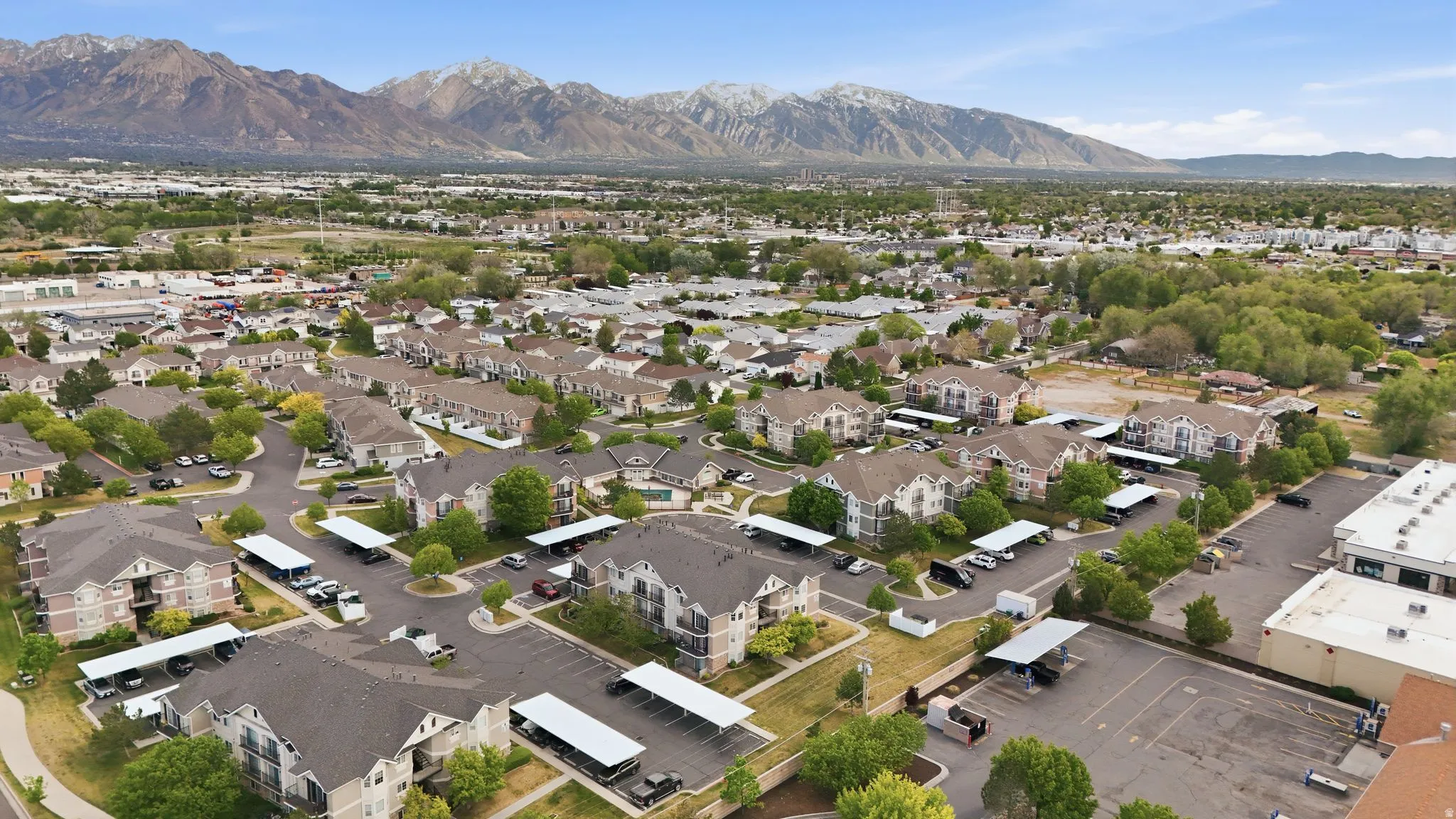 Bird's eye view of a mountain backdrop