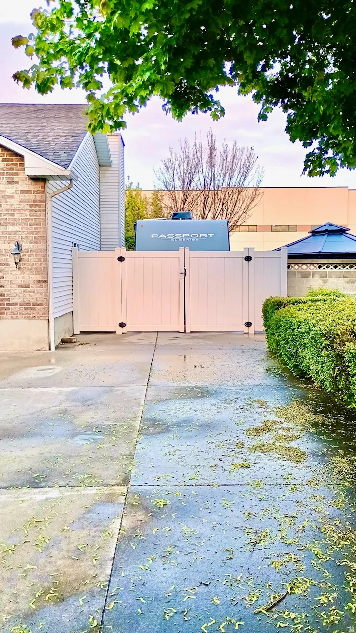RV Parking with gate