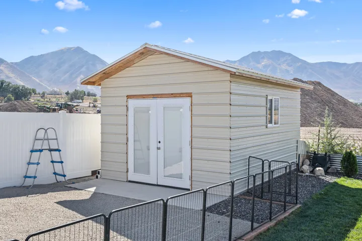 Custom Shed