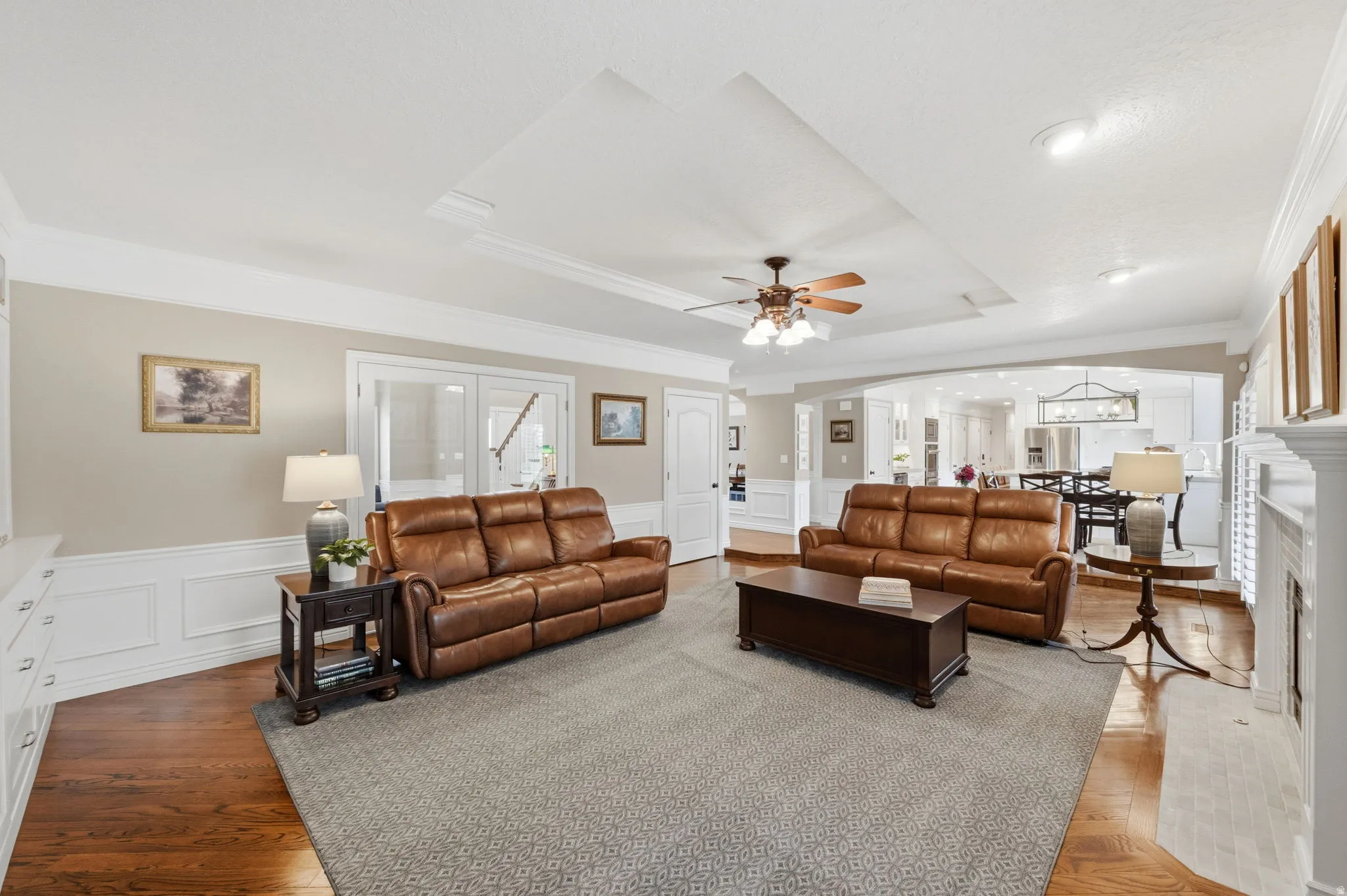 Additional family room view