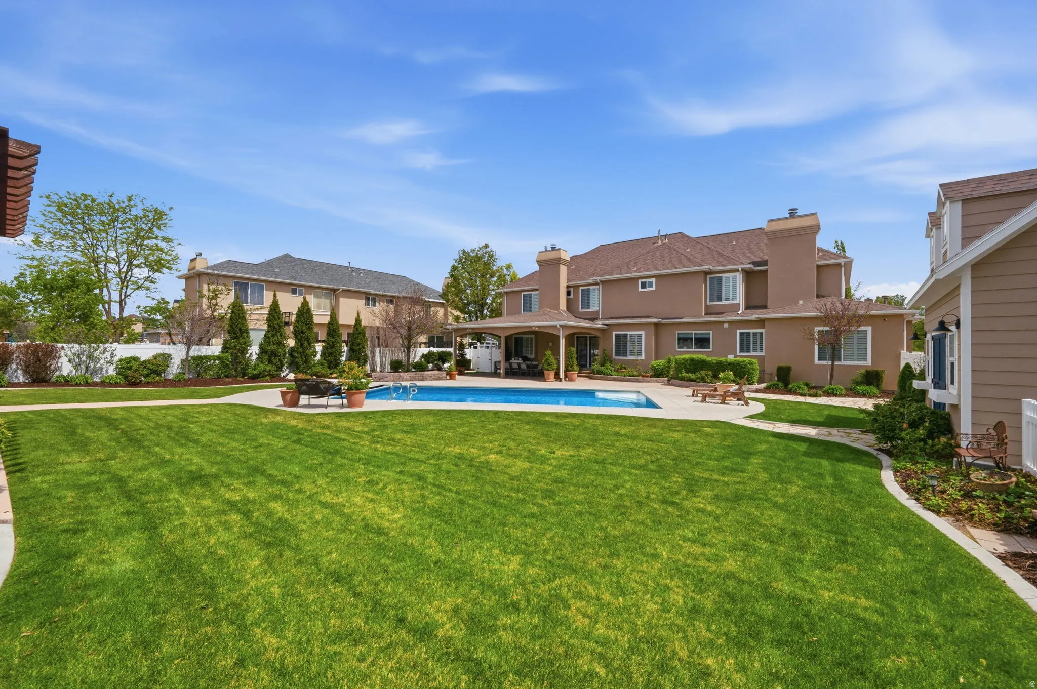 View of backyard