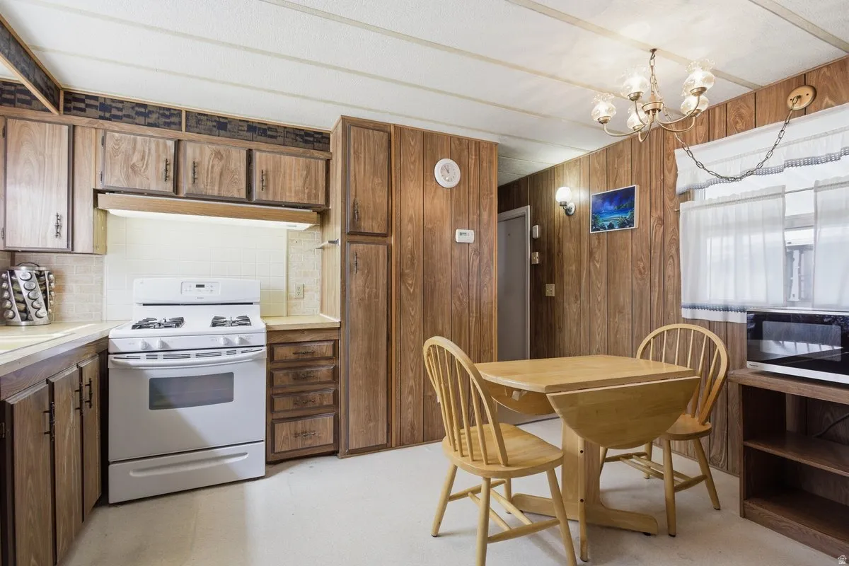 Kitchen looking into back door / laundry area